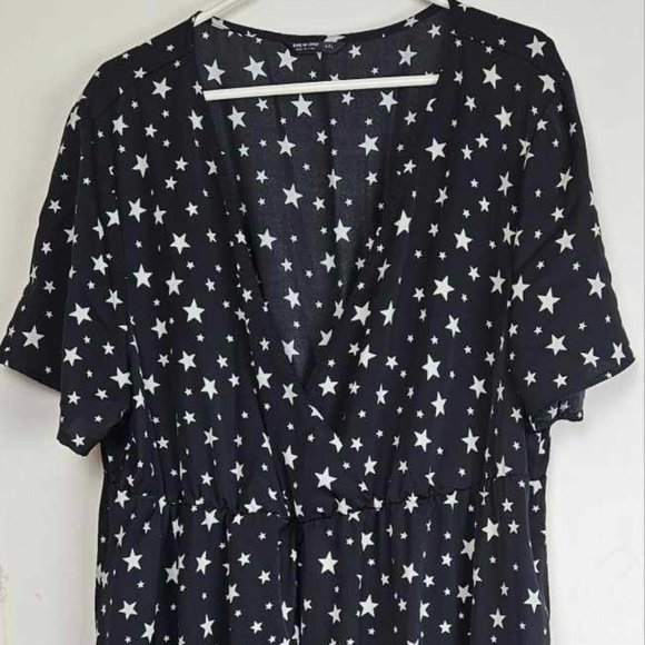 Shein Curve Long Black Dress with White stars, thin and flows beautifully, 4X - Picture 1 of 9